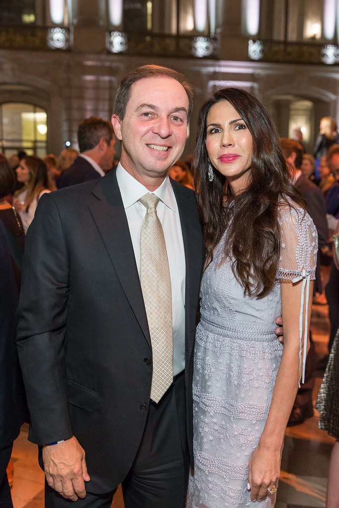 Joe Lacob with his wife, Nicole Curran