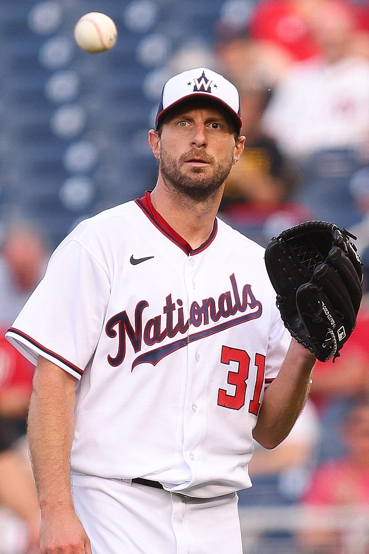 Max Scherzer goes seven innings, allowing two runs on five hits from Nationals vs. Reds at Nationals Park