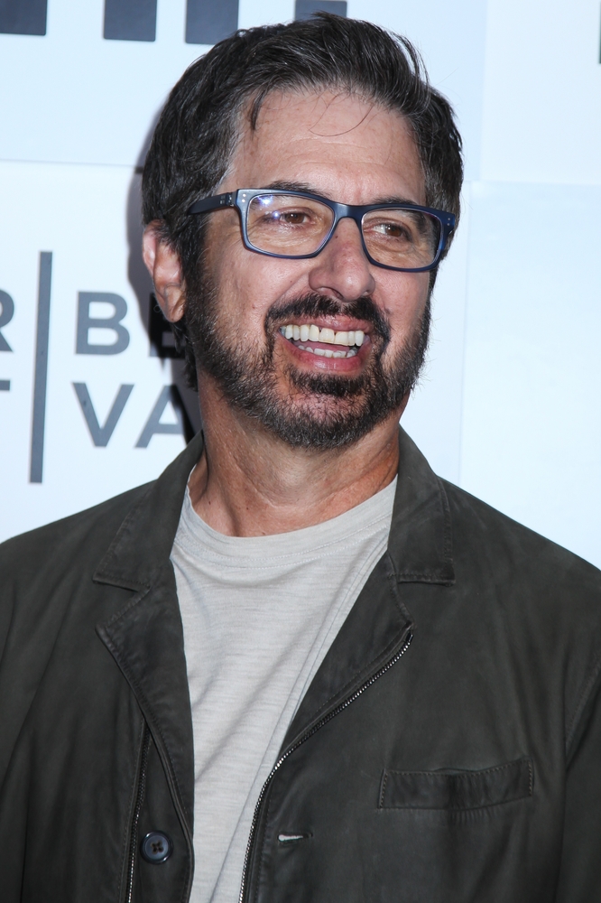 Ray Romano somewhere in queens