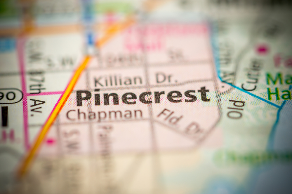 Pinecrest, FL on a map